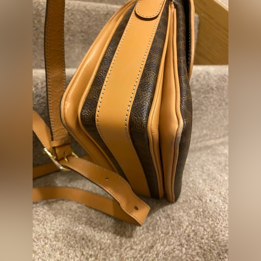 Celine Crossbody - Picture 5 of 16